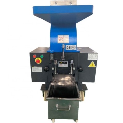 China Plastic Crusher/PET Bottle Shredder Machine/Plastic Crushing Machine